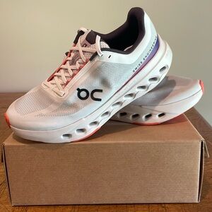 ON Running Cloudsurfer Next